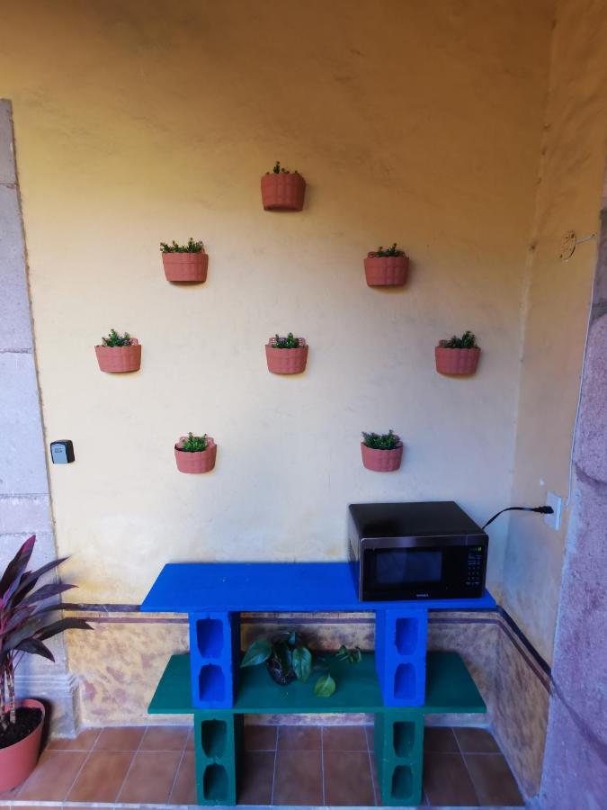 Cuarto Panchito ***Centro Historico*** Apartment Querétaro Exterior foto